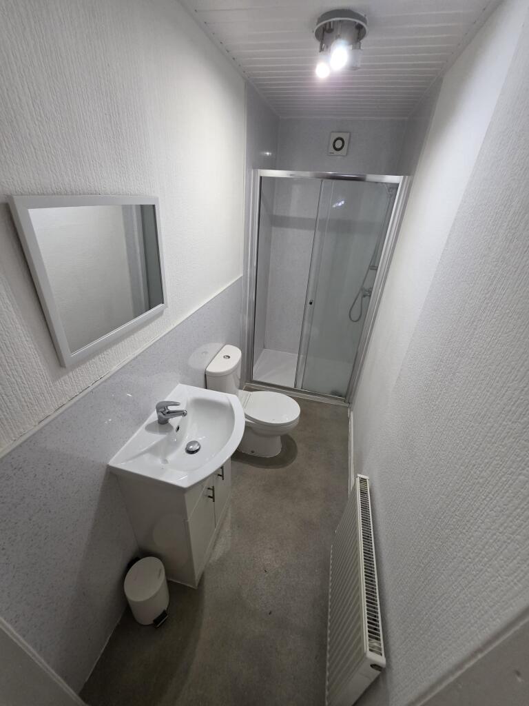 Apartment in Kirkcaldy, Pathhead - View 4