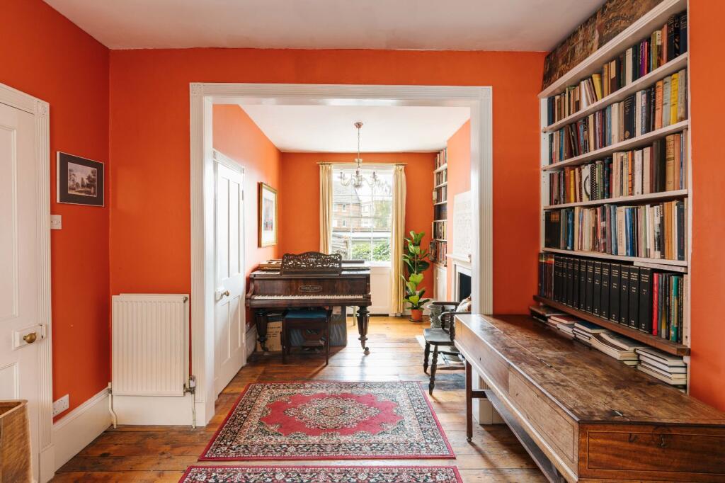 House in London - View 5