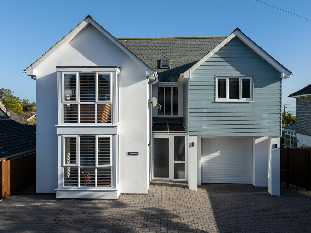 4-bed detached on Clearwater - Longstone Hill - Carbis Bay , £875,000