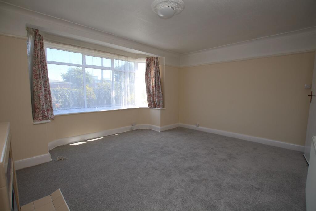 St. Pauls Road, Clacton-on-Sea photo 3
