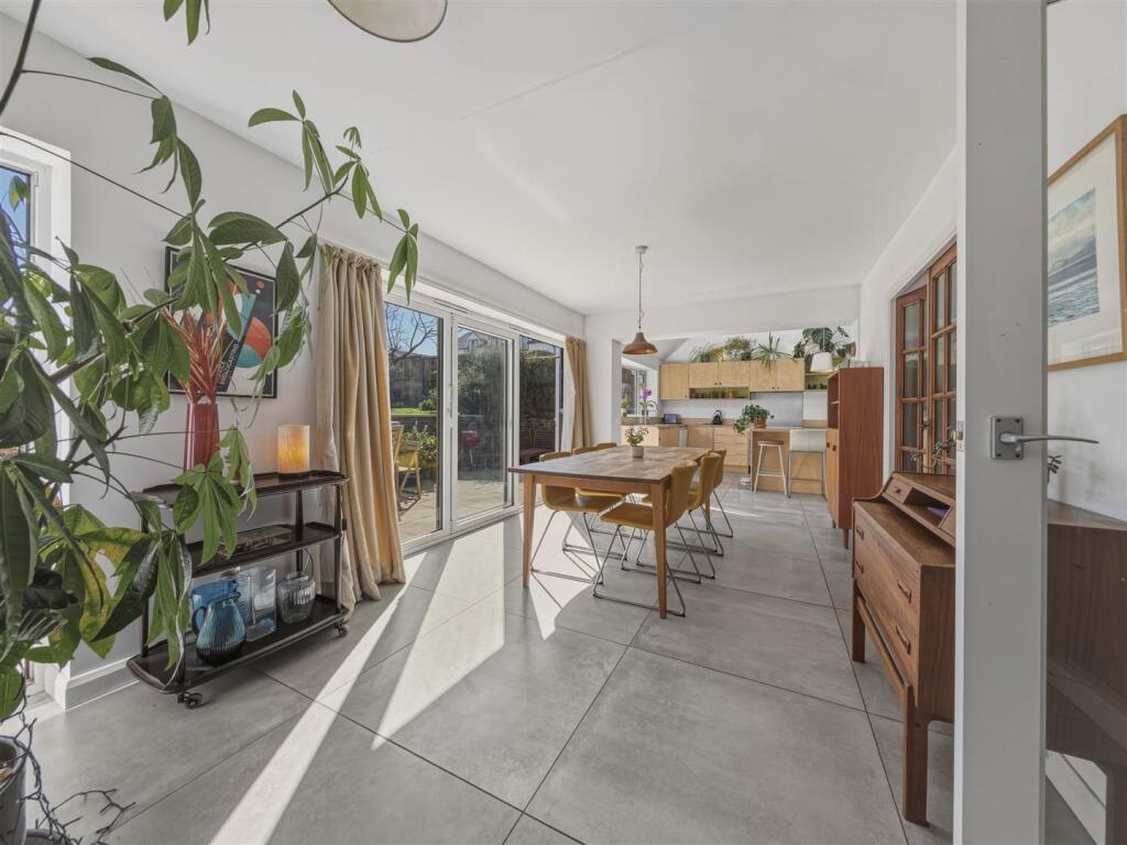 Gainsborough Drive, Herne Bay - Widok 2