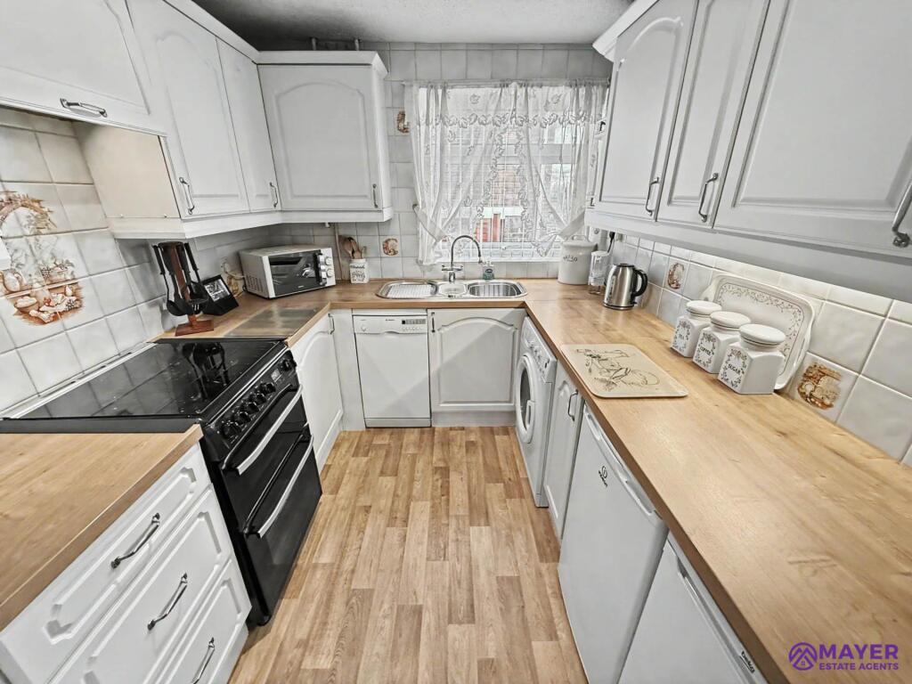 House in Plymouth, Plympton Central - View 5