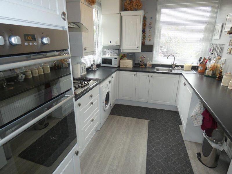Angus Close, Killingworth photo 3