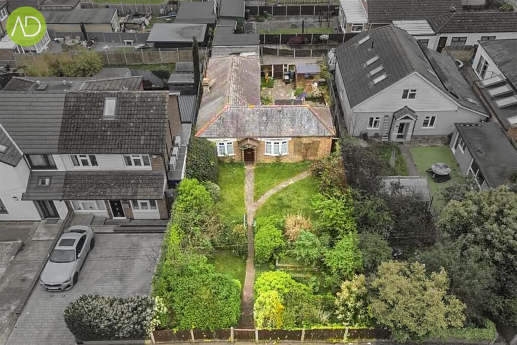Main image of property: Rye Road, Hoddesdon