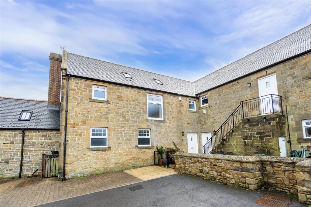 3-bed semi-detached on Pegswood Village, Pegswood, Morpeth, £325,000