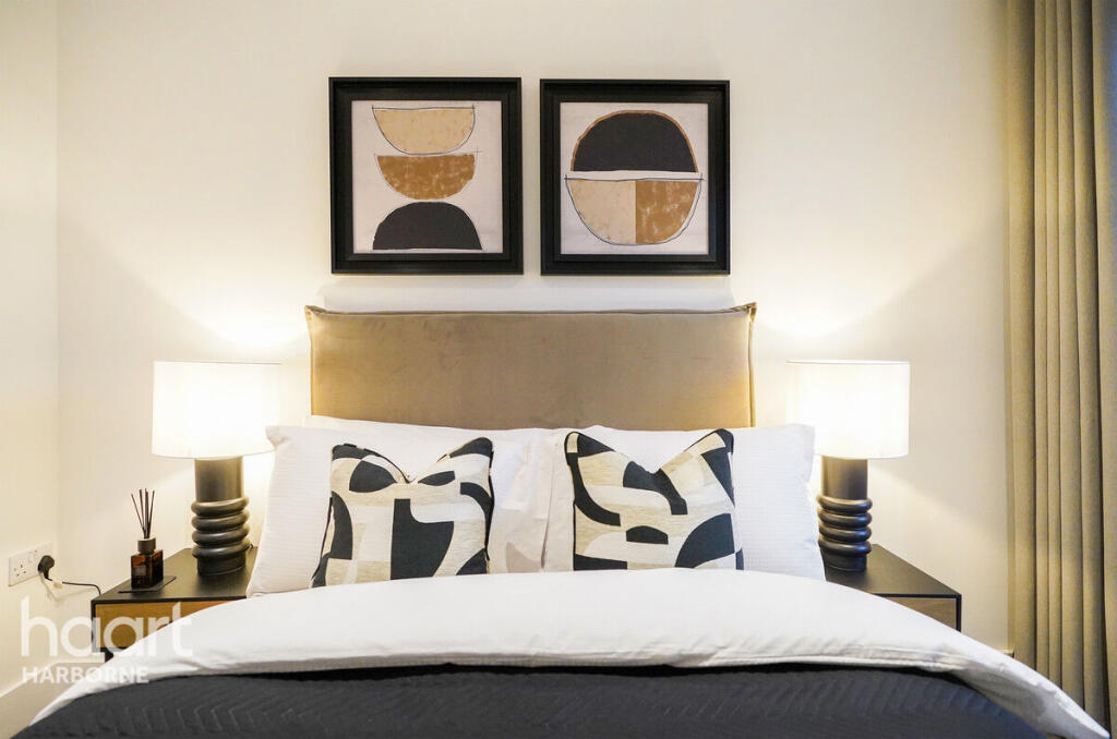 Main image of property: South Loop Green, Birmingham