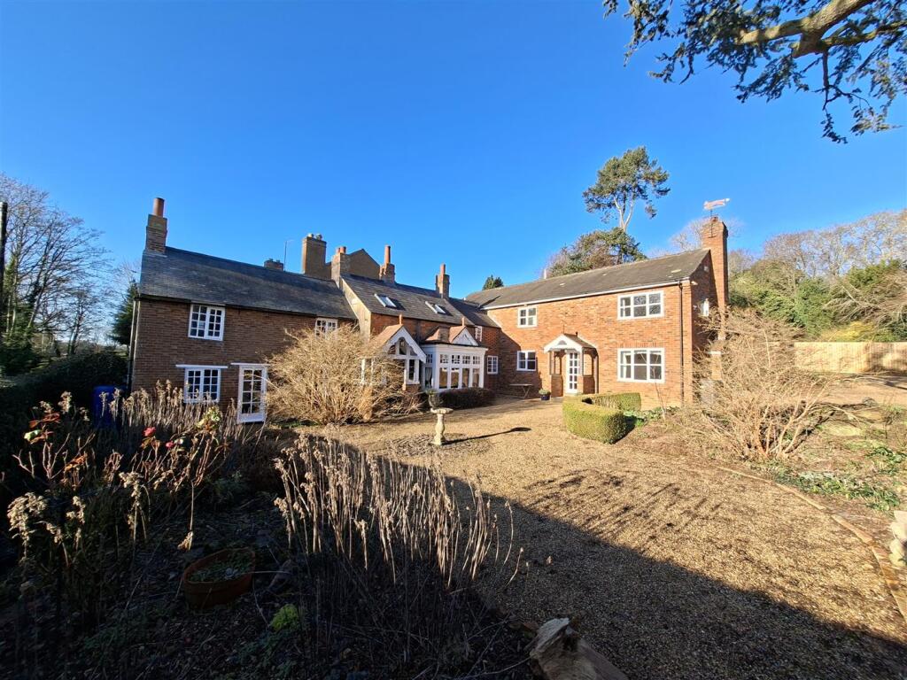 Main image of property: Hollowell Road, Creaton, Northampton, NN6