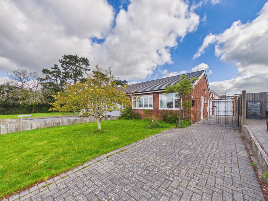 Main image of property: Twycross Road, Burbage, LE10