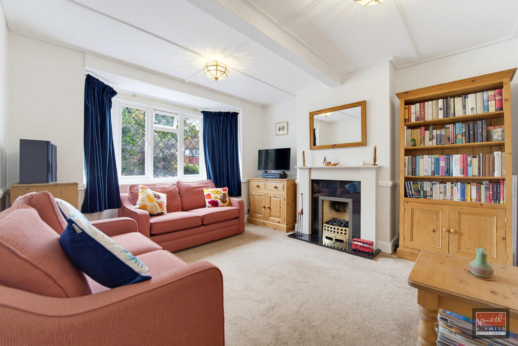 House in Spelthorne, Surrey - View 2