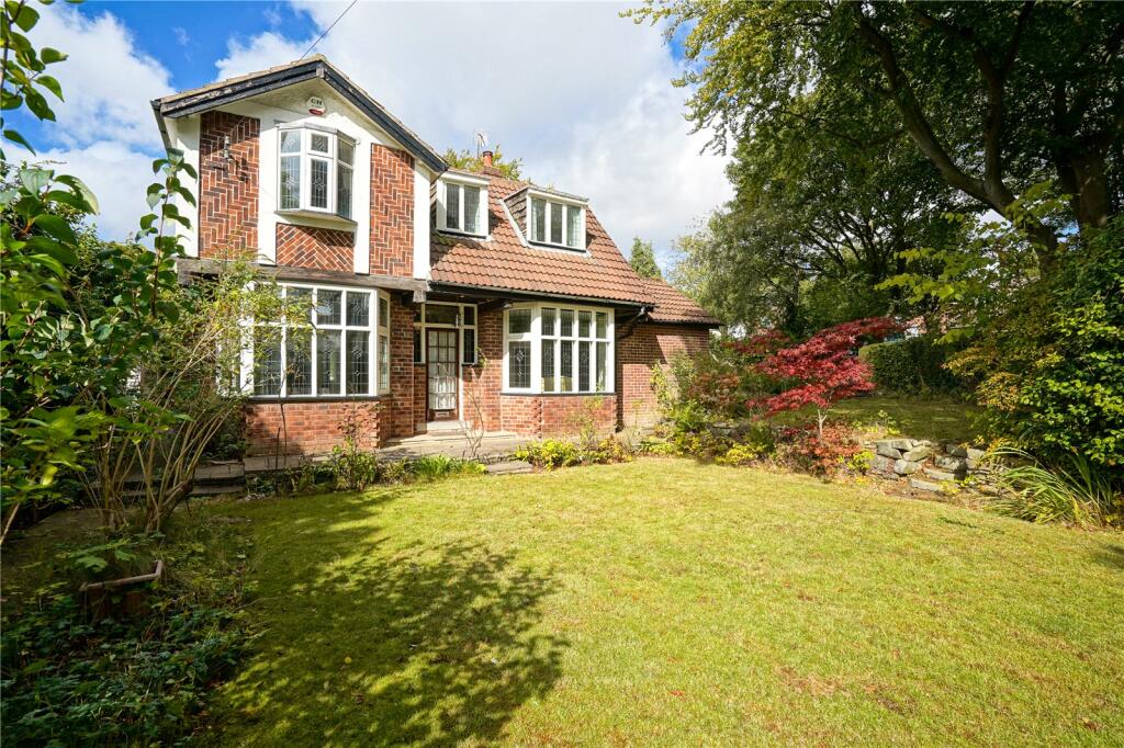 Main image of property: Marcliff Crescent, Wickersley, Rotherham, South Yorkshire, S66