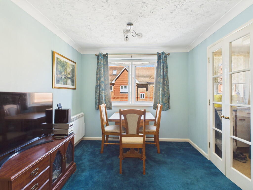 Apartment in Arun, Rustington - View 5