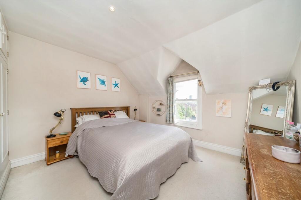 Apartment in London - View 3