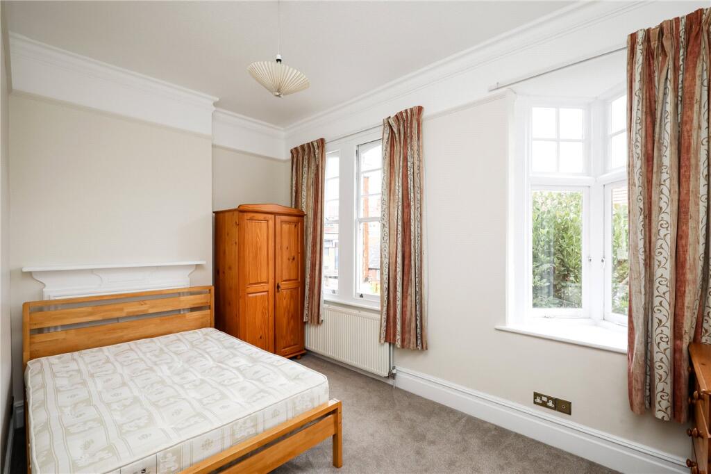 Apartment in London - View 2
