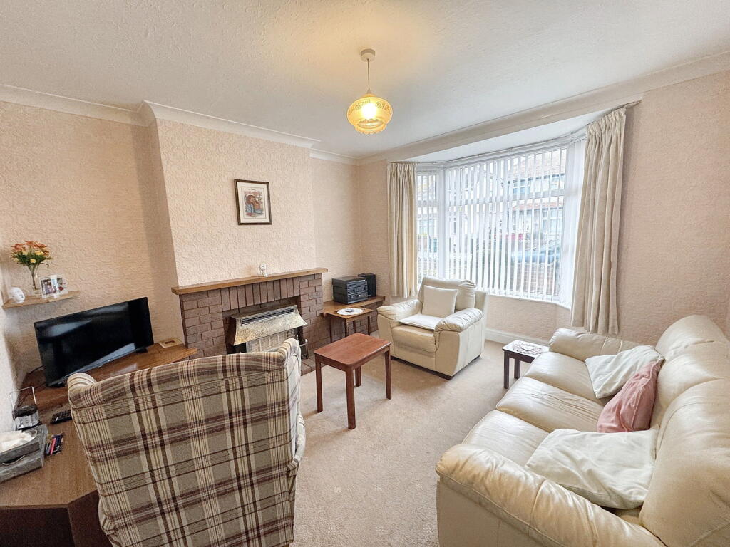 Clwyd Avenue, Abergele, Conwy, LL22 7NF photo 2