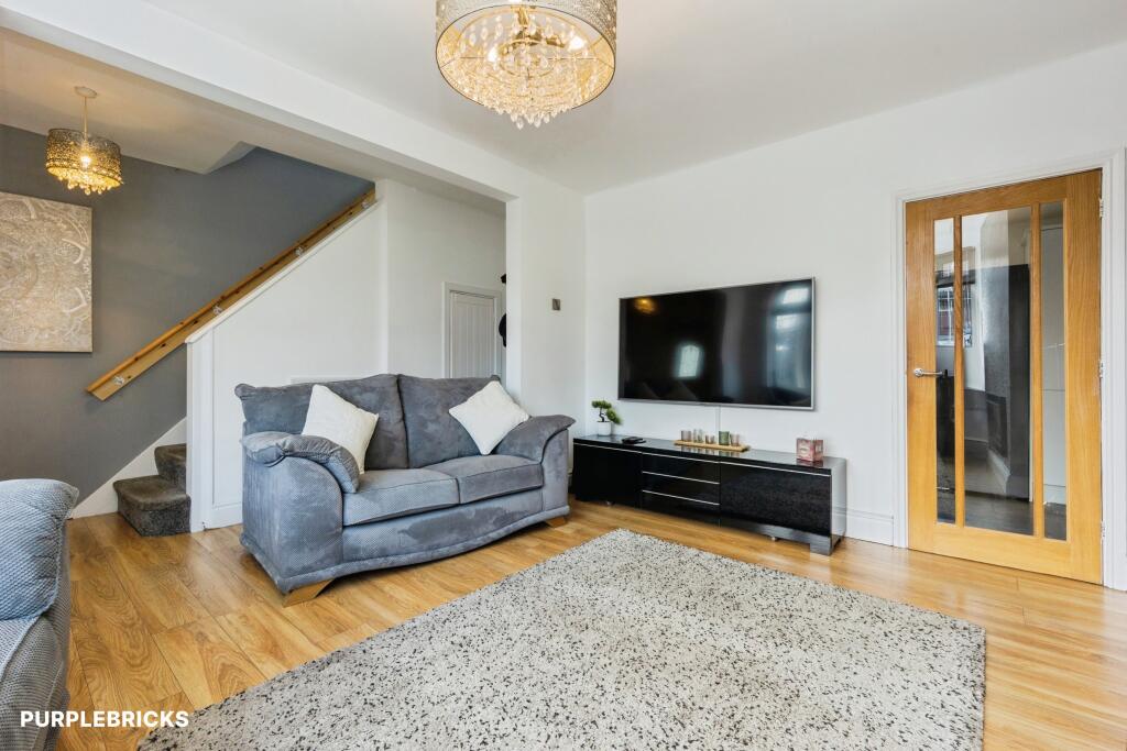Bentley Road, Denton, M34 photo 4