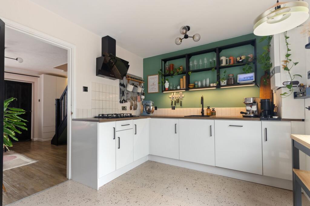 House in Portsmouth - View 4