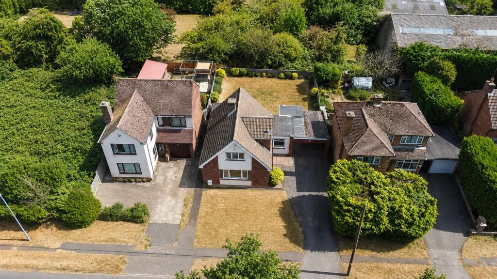 House in Earls Barton - View 3