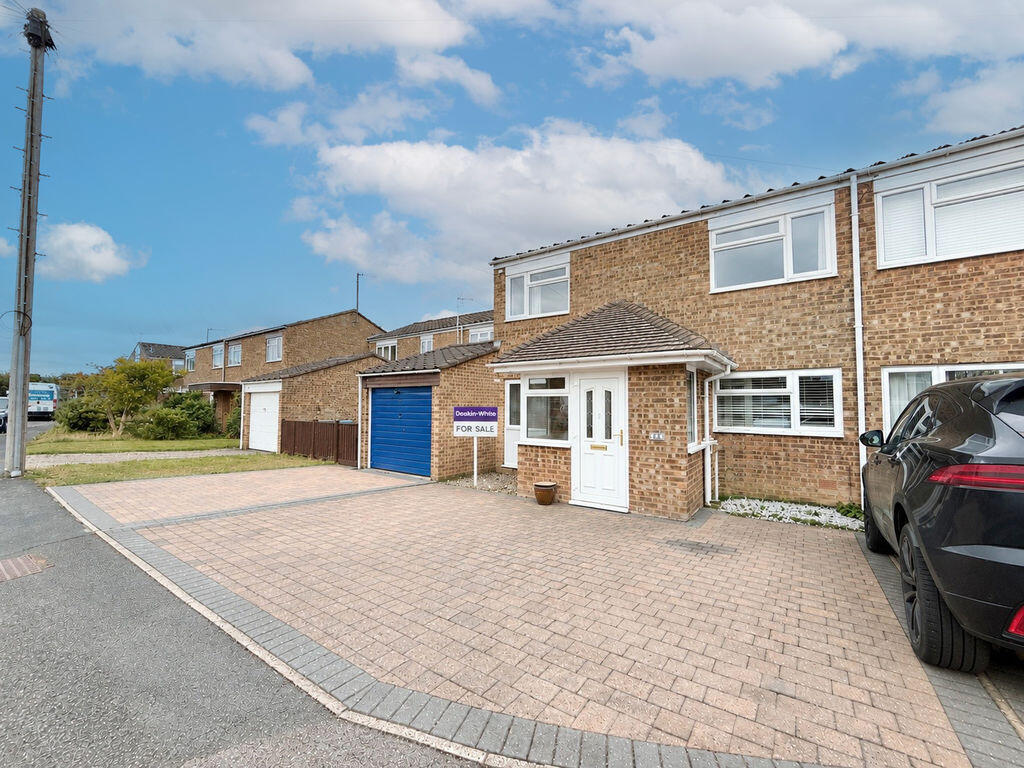 Main image of property: Hampden Road, Stoke Mandeville