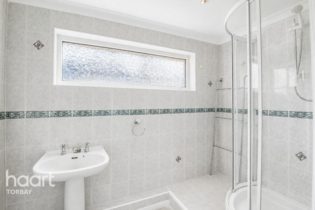 House in Paignton, Roselands - View 3