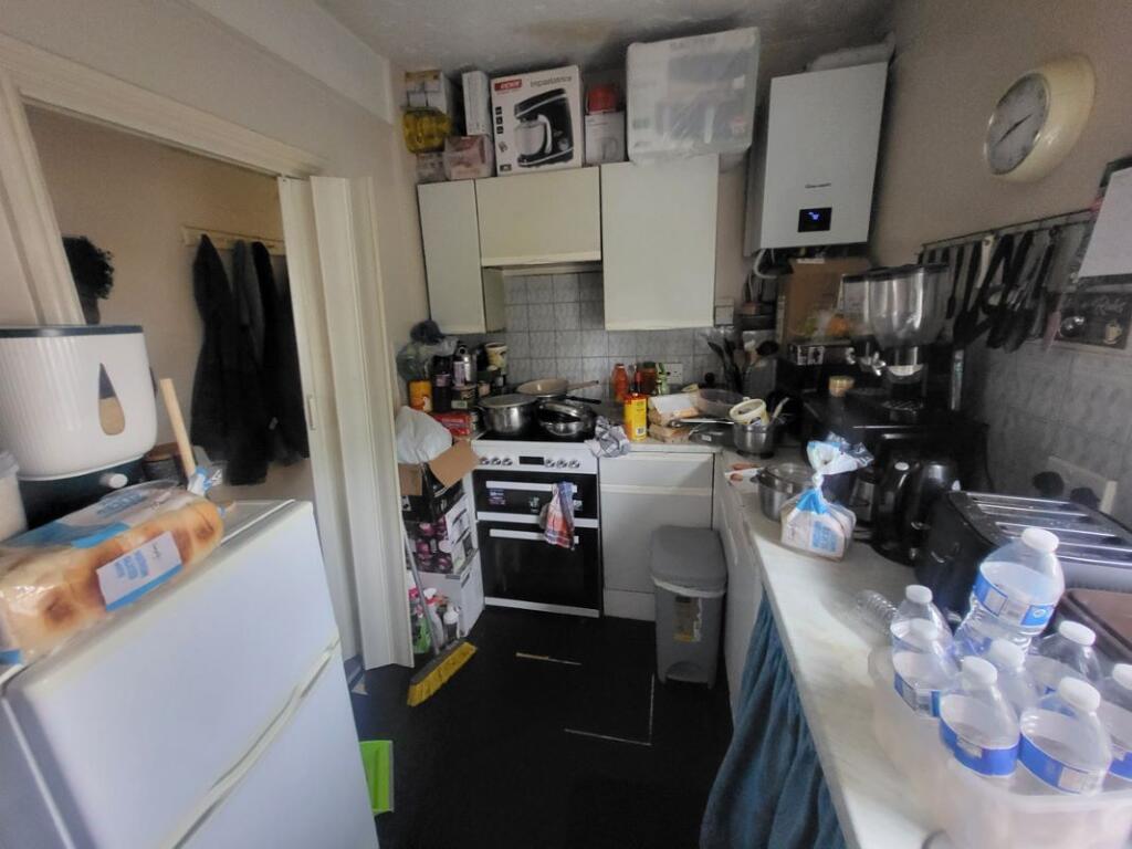 179a Alma Road, Charminster, Bournemouth, Dorset, BH9 1AQ photo 4