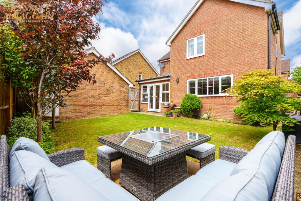 Badger Close, Hassocks, BN6 photo 2
