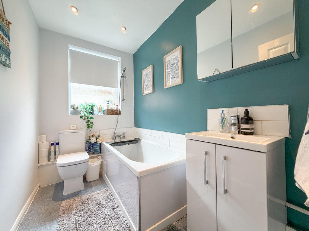 House in Newcastle upon Tyne - View 5