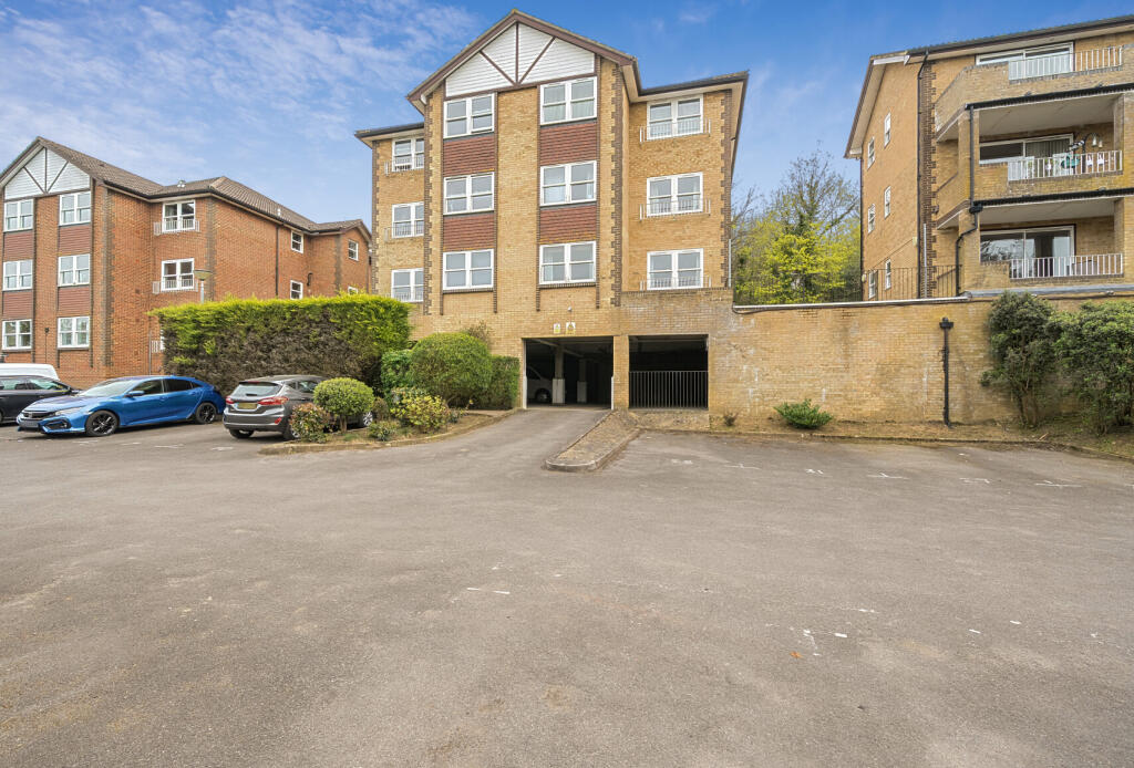 Main image of property: Waterslade, Elm Road, Redhill, Surrey, RH1