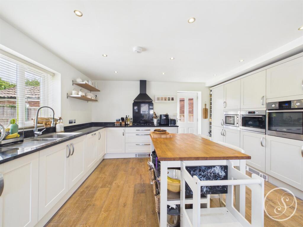House in Leeds - View 5