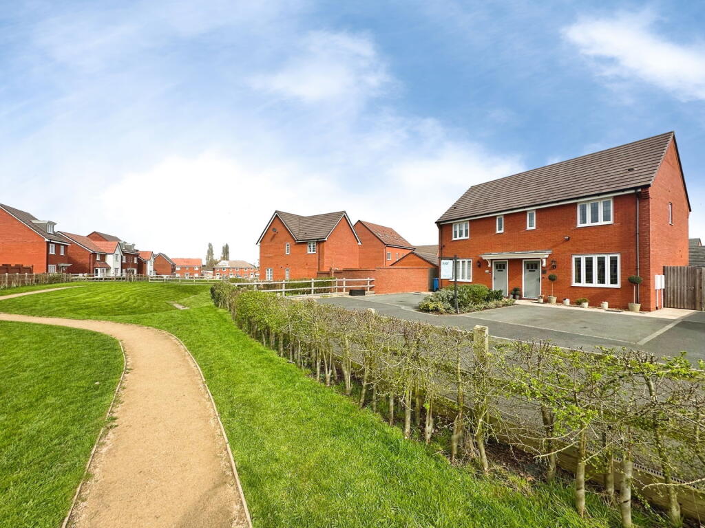 34, Marshall Way, Bilbrook,  South Staffordshire, WV8 1FP photo 3