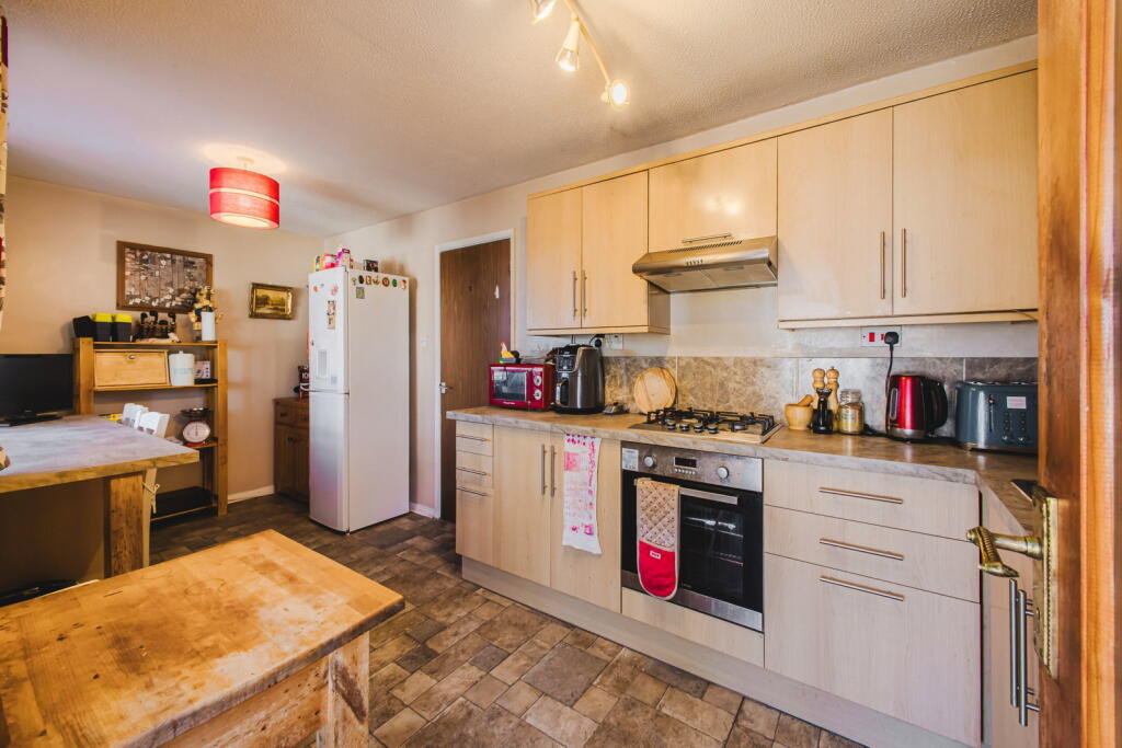 House in Swindon, West Swindon - View 3