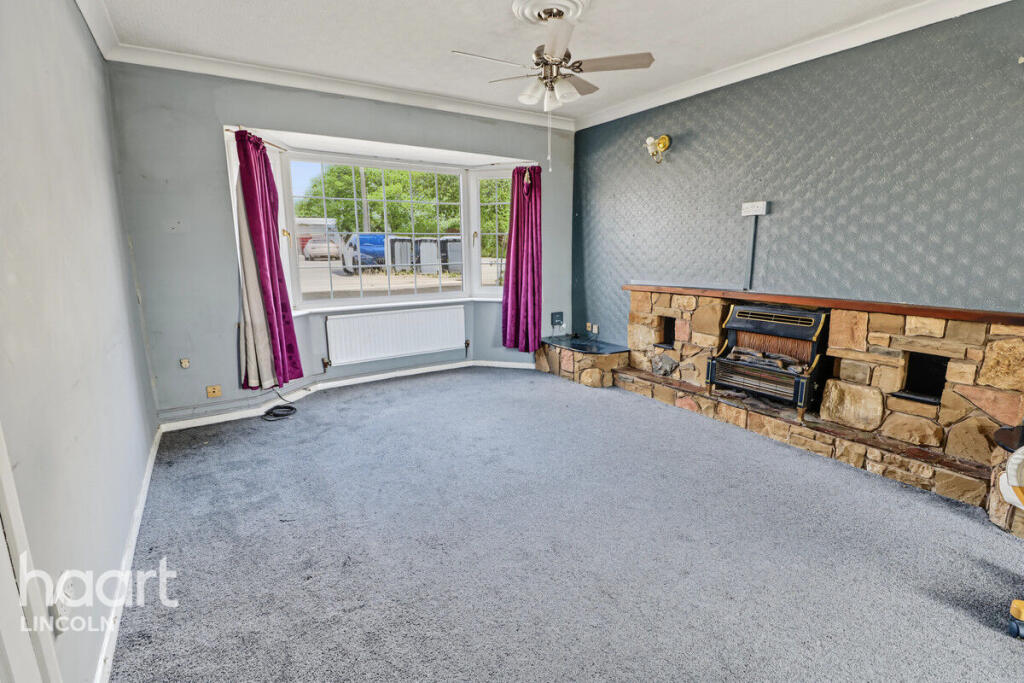House in North Kesteven, North Hykeham - View 3