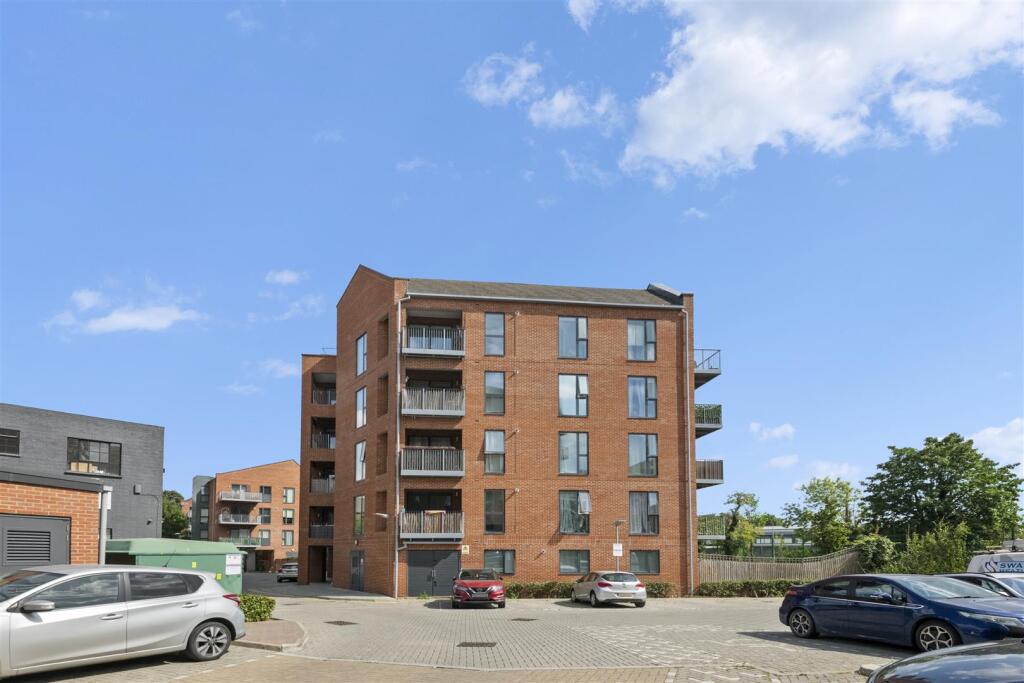 Main image of property: Lutchet House, West Drayton