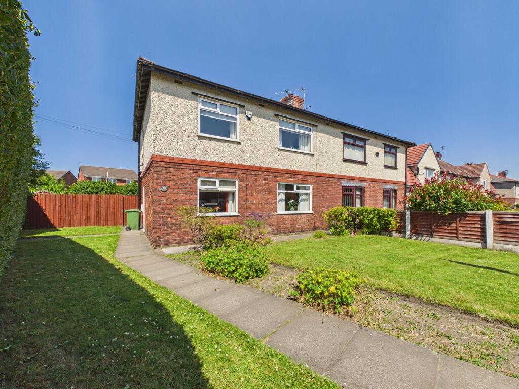 Main image of property: Manchester Road, Tyldesley, M29