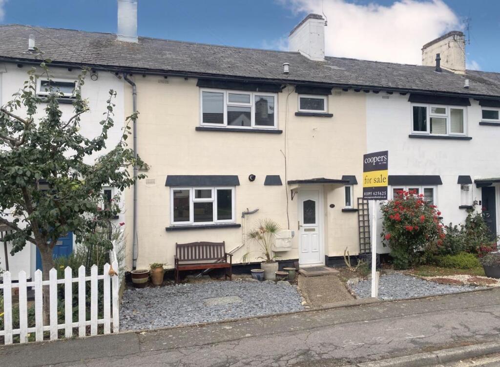 2-bed terraced on Cordingley Road, Ruislip, £450,000
