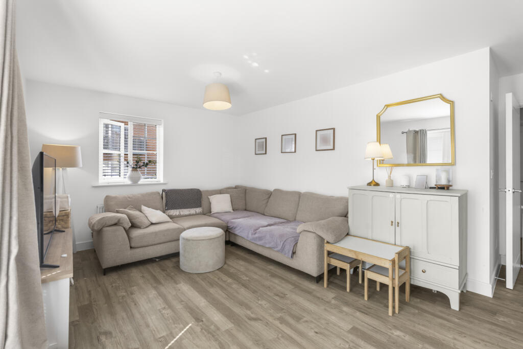 Apartment in Chelmsford - View 5