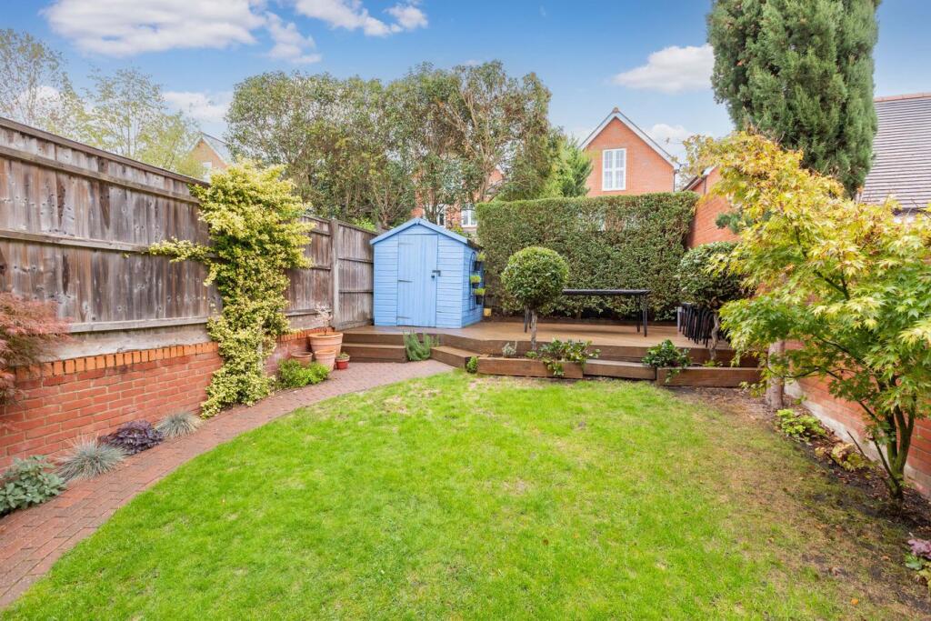 House in Slough, Windsor and Maidenhead - View 5