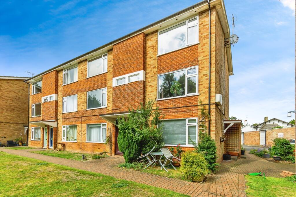 Main image of property: Liskeard Lodge, Tupwood Lane, Caterham, Surrey, CR3