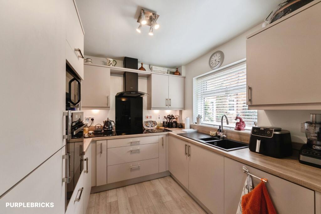 69 St. Bernards Road, Solihull, B92 photo 5