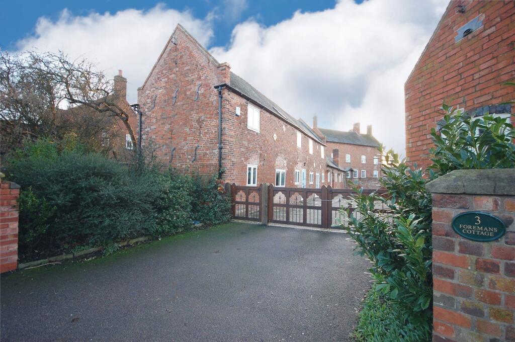 Main image of property: Manor Farm, Kegworth Road, Kingston On Soar, Nottinghamshire, NG11
