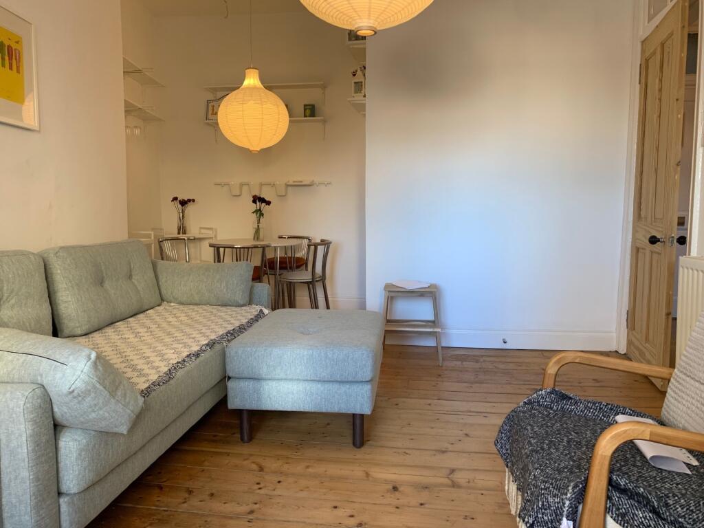 Apartment in Edinburgh - View 4