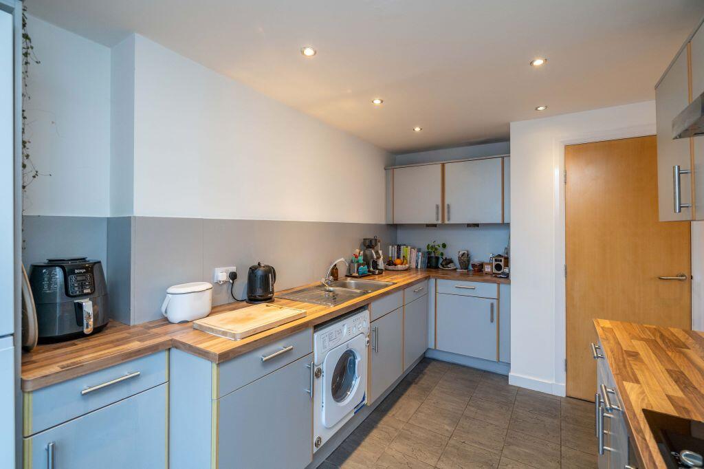 Apartment in Edinburgh - View 5