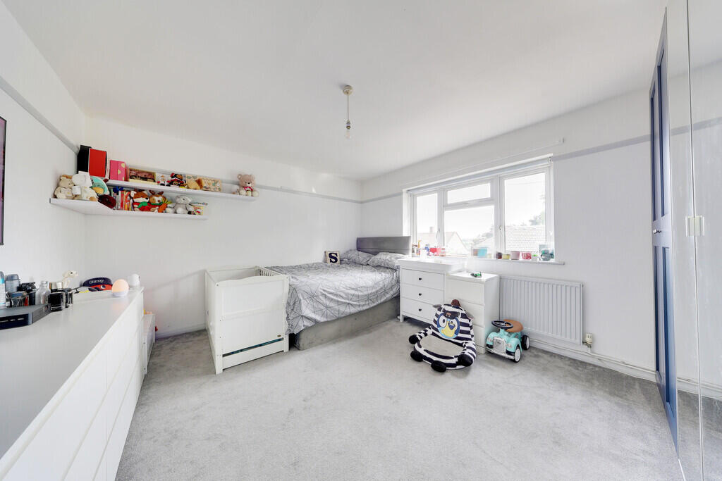 Apartment in Orpington, Scadbury, St Paul's Cray - View 4