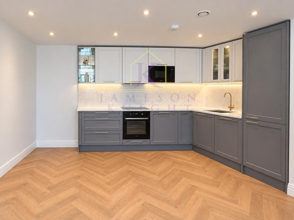 Apartment in London - More