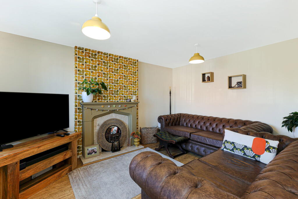 Westacre, Penistone, Sheffield, S36 6BF photo 4