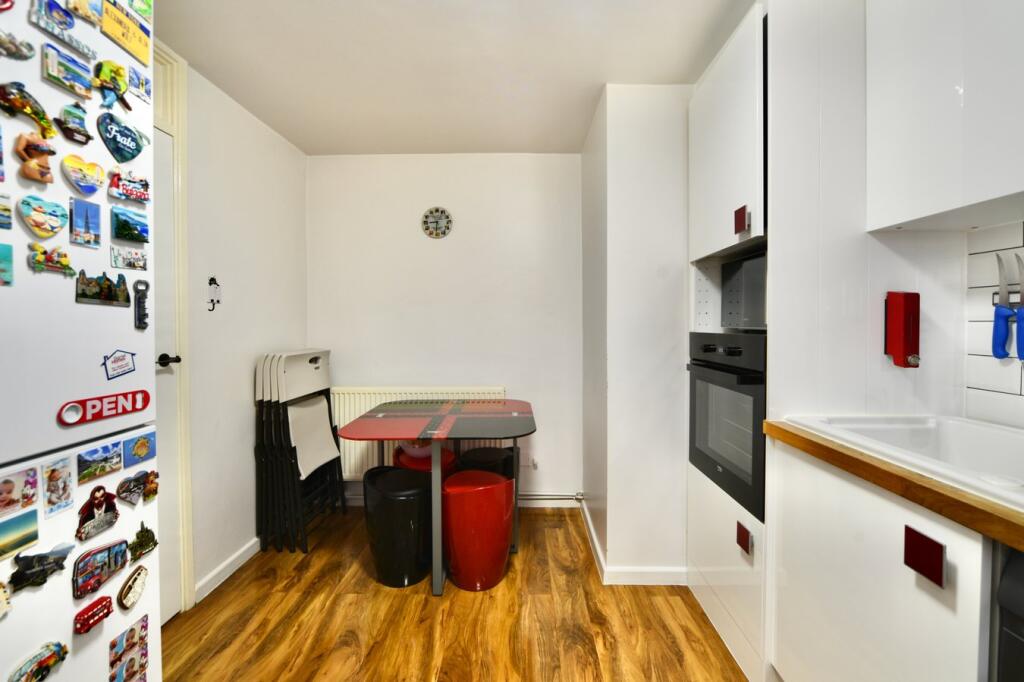 Apartment in London - View 4
