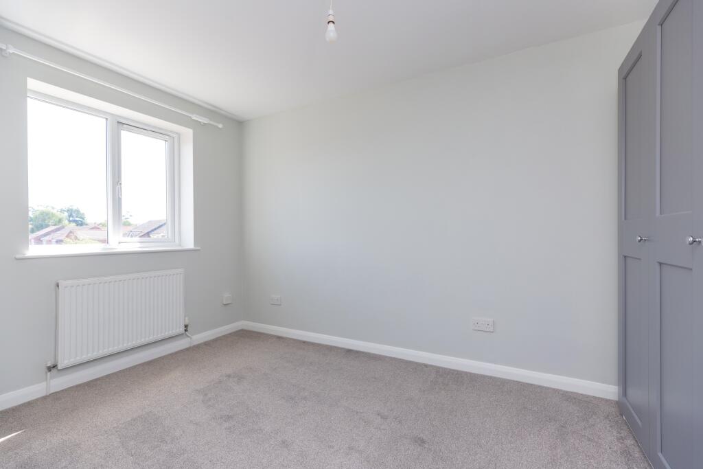 House in Gillingham, Slaughtergate - View 4
