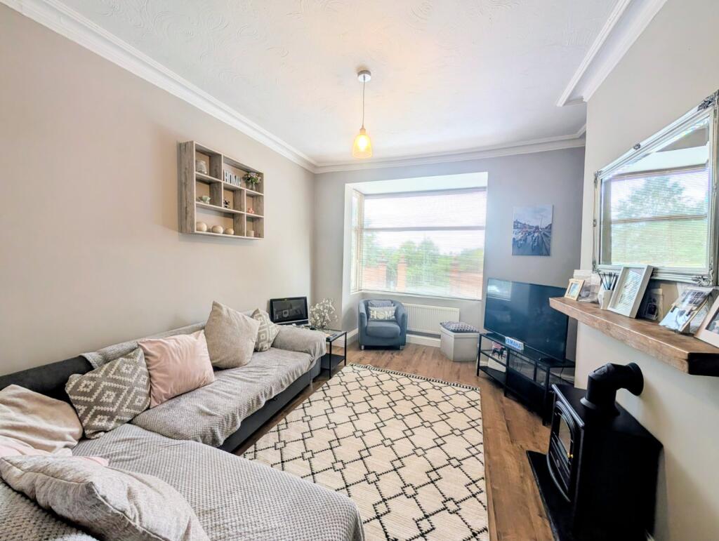 House in Stoke-on-Trent - View 2