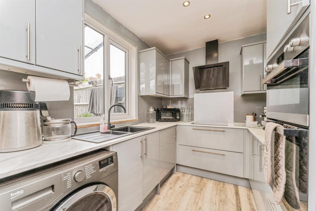 Birch Road, Kettering - View 6
