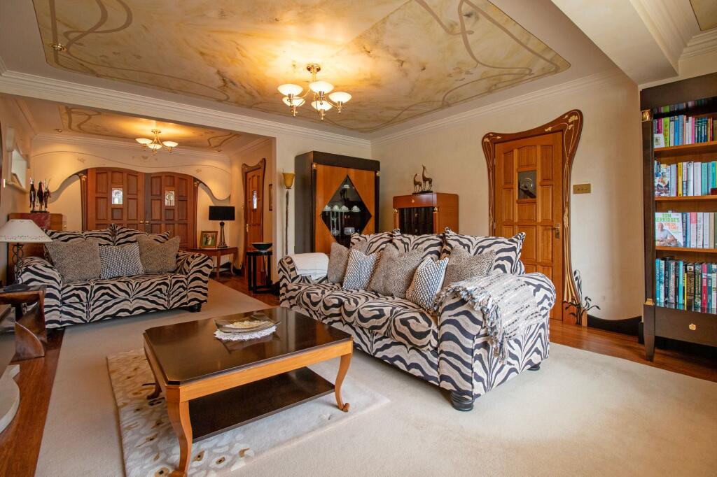 House in Doncaster, North Lincolnshire - View 4