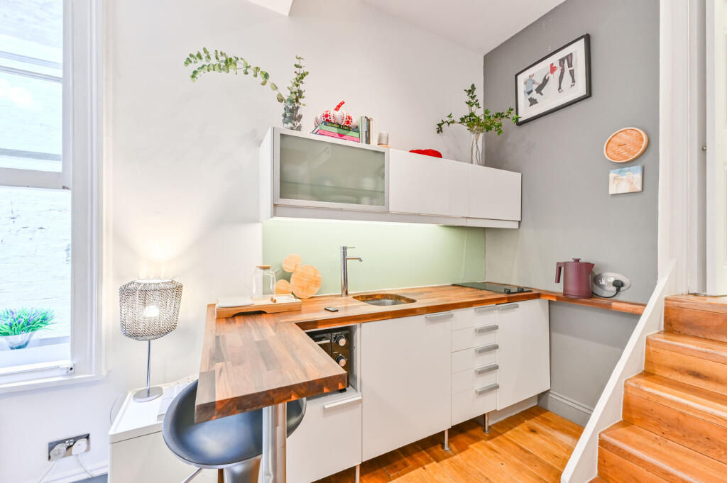 Apartment in London - View 4